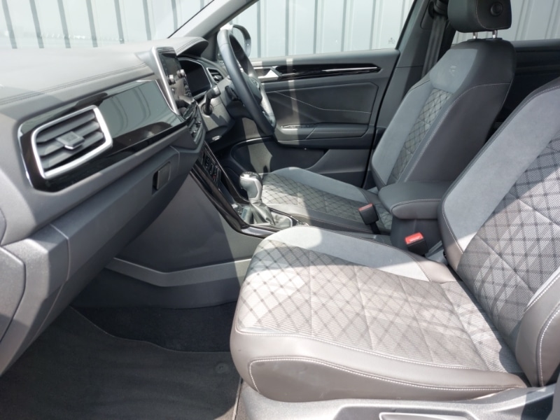 Used Volkswagen T-Roc 2024 for sale - 76103203: Photo 5