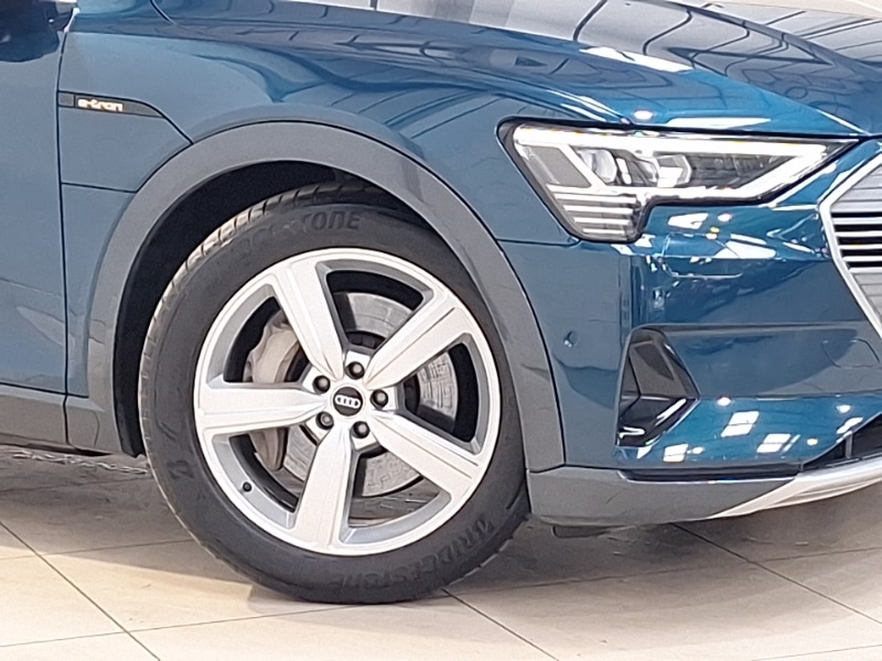 Used Audi e-tron 2021 for sale - 77923452: Photo 9