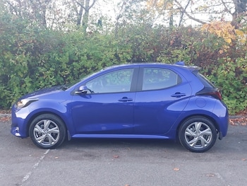 Used Toyota Yaris 2024 for sale - 76700351: Photo