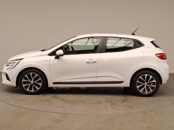 Used Renault Clio 2021 for sale - 77636119: Photo