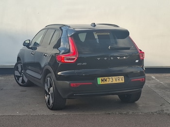Used Volvo XC40 2023 for sale - 76305915: Photo