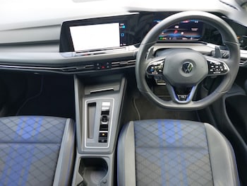 Used Volkswagen Golf 2022 for sale - 76587543: Photo