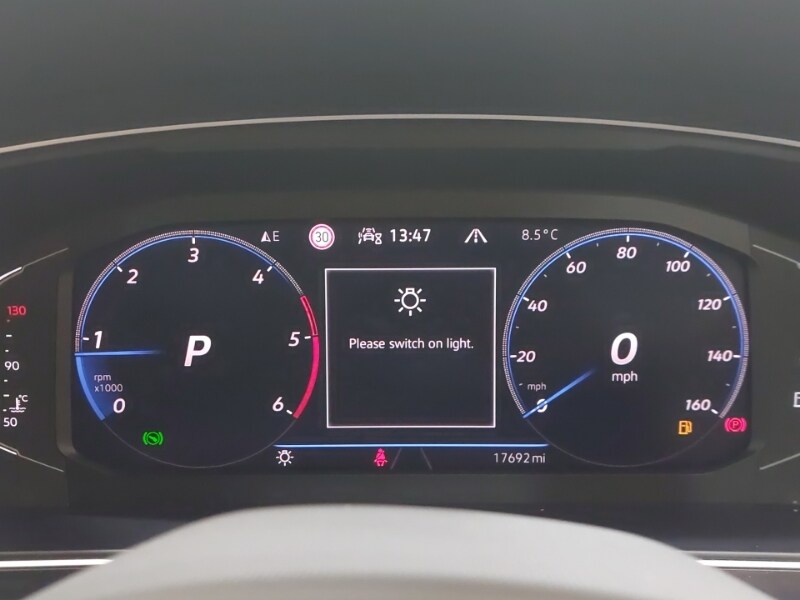 Used Volkswagen Tiguan 2023 for sale - 77907216: Photo 11