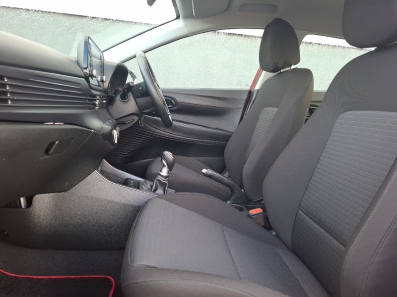 Used Hyundai i20 2023 for sale - 77911775: Photo 5