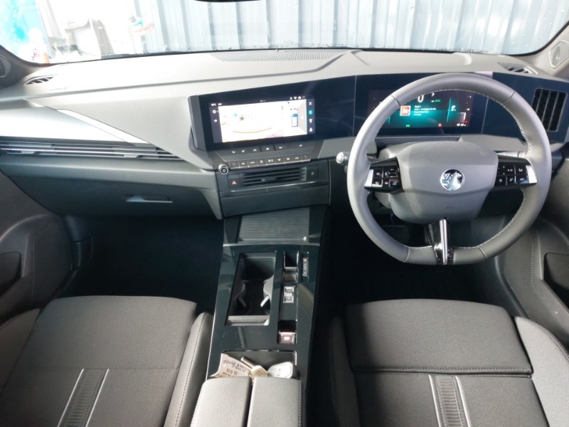 Used Vauxhall Astra 2025 for sale - 76390498: Photo 2