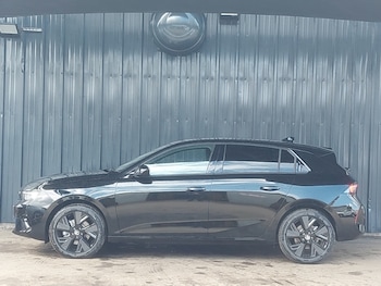 Used Vauxhall Astra 2025 for sale - 76390498: Photo