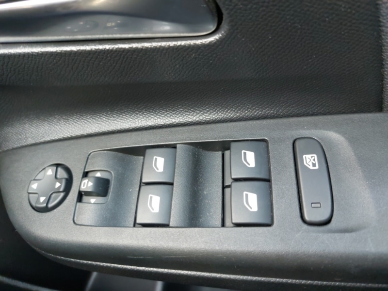 Used Vauxhall Corsa 2023 for sale - 78080205: Photo 12