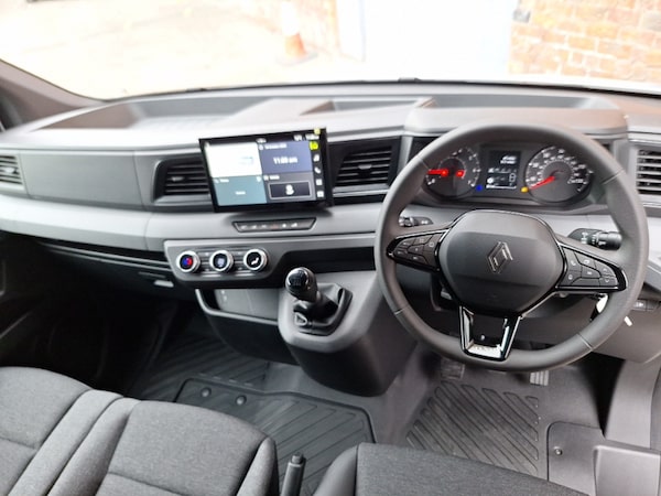Used Renault Master 2025 for sale - 76258807: Photo 2