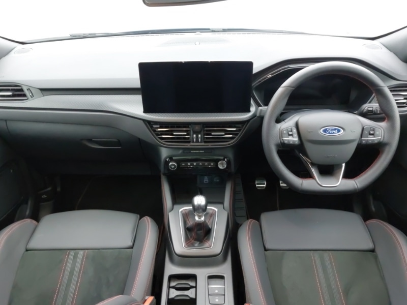 Used Ford Kuga 2025 for sale - 76880832: Photo 2