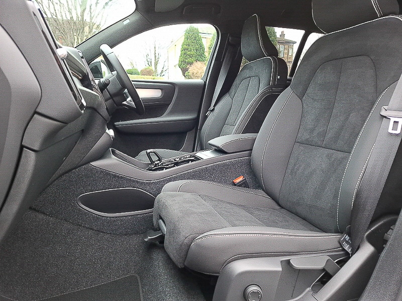 Used Volvo XC40 2025 for sale - 77611327: Photo 5