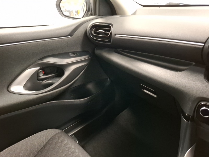 Used Toyota Yaris 2022 for sale - 77597392: Photo 11