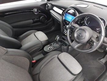 Used MINI Cooper 2023 for sale - 77597519: Photo