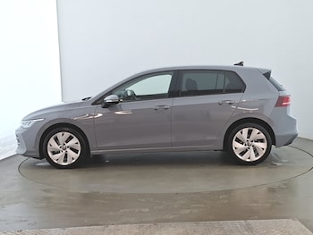 Used Volkswagen Golf 2025 for sale - 79355989: Photo