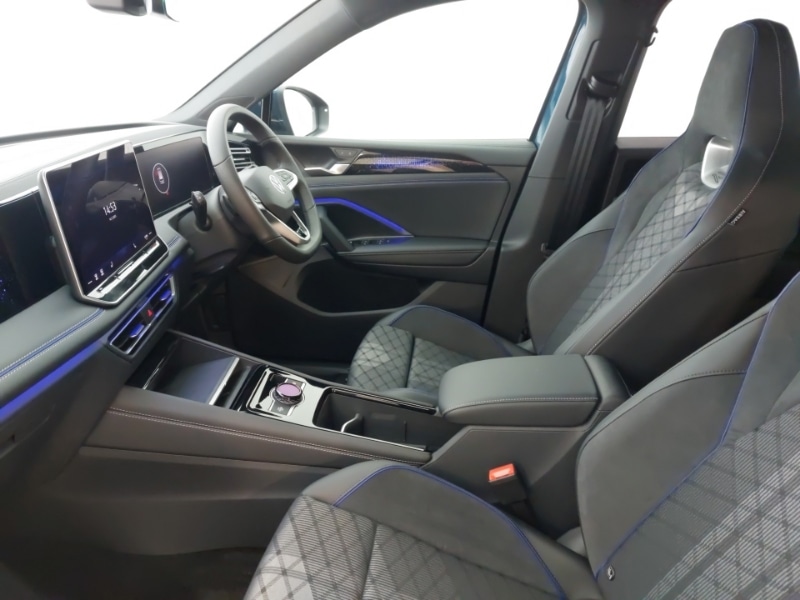 Used Volkswagen Tiguan 2025 for sale - 77012787: Photo 5