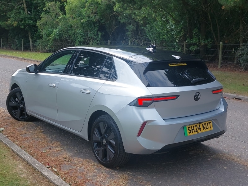 Used Vauxhall Astra 2024 for sale - 76786110: Photo 3