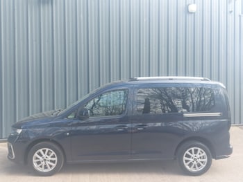 Used Ford Tourneo Connect 2022 for sale - 79014635: Photo