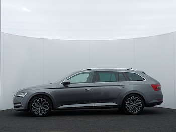 Used Skoda Superb 2023 for sale - 78312914: Photo