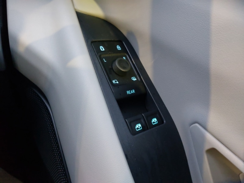 Used Ford Explorer 2025 for sale - 77004032: Photo 12