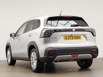 Used Suzuki SX4 S-Cross 2024 for sale - 76120782: Photo 3