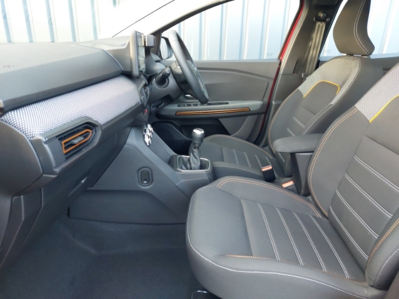 Used Dacia Sandero Stepway 2022 for sale - 77197228: Photo 5