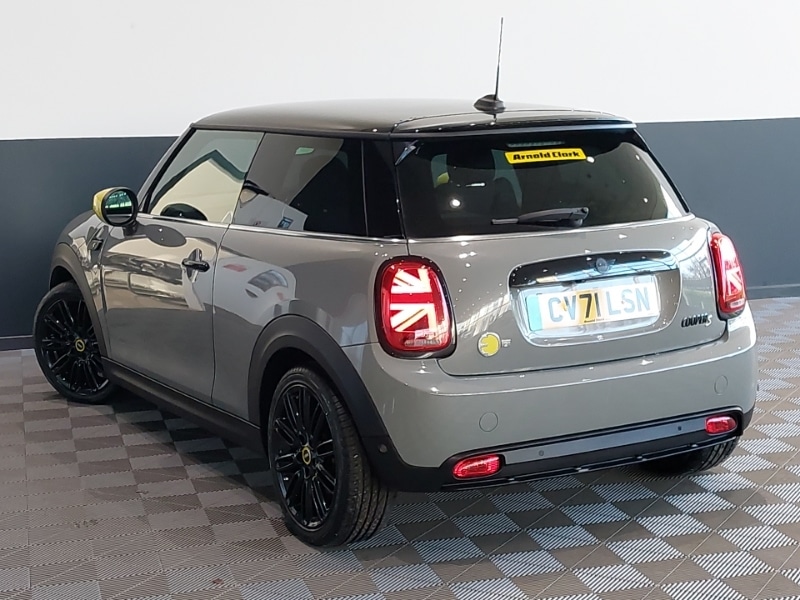 Used MINI Hatch 2021 for sale - 76779125: Photo 3