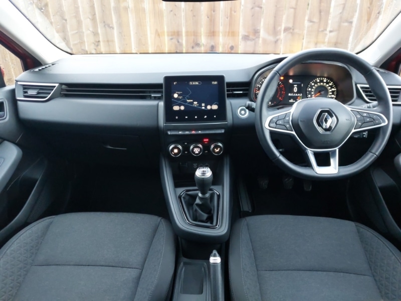 Used Renault Clio 2021 for sale - 77467781: Photo 2