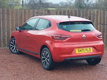 Used Renault Clio 2021 for sale - 77467781: Photo