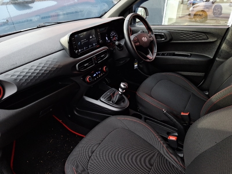 Used Hyundai i10 2023 for sale - 76451612: Photo 5