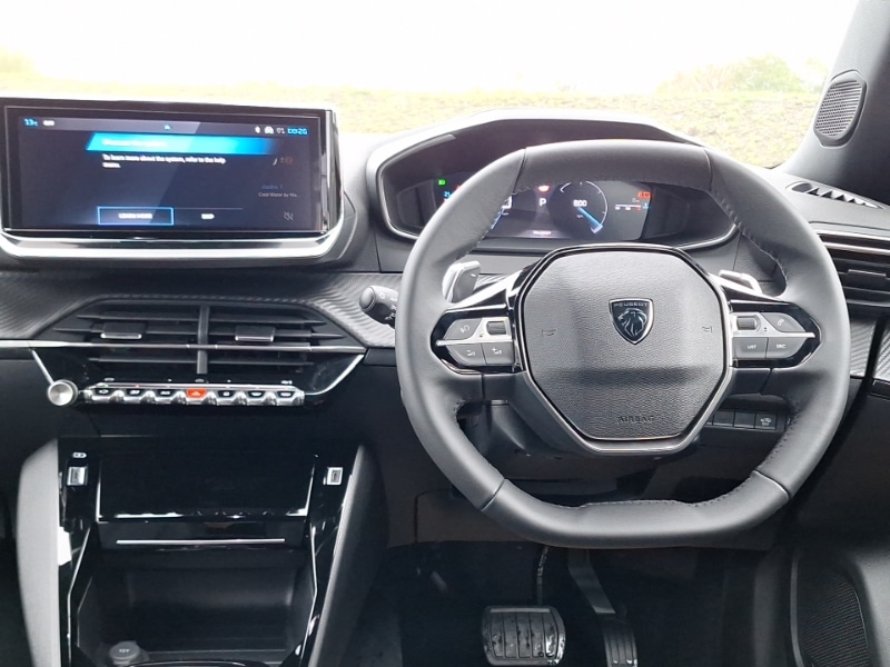 Used Peugeot 2008 2025 for sale - 76861500: Photo 2