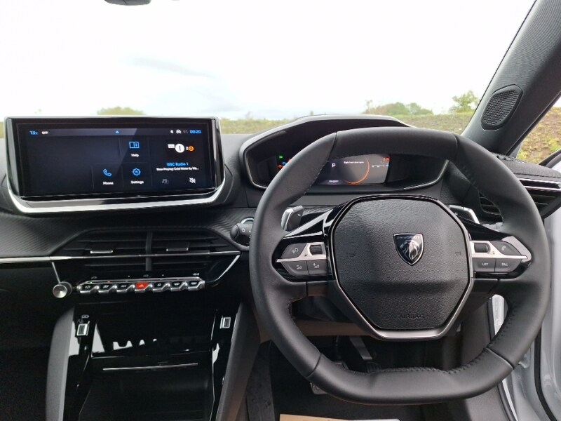 Used Peugeot 2008 2025 for sale - 76861500: Photo 7