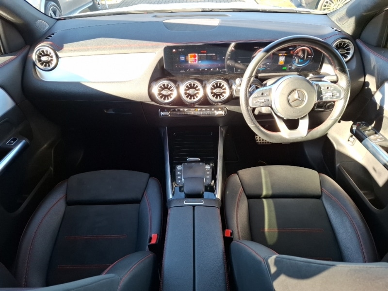 Used Mercedes-Benz EQA 2021 for sale - 76838657: Photo 2