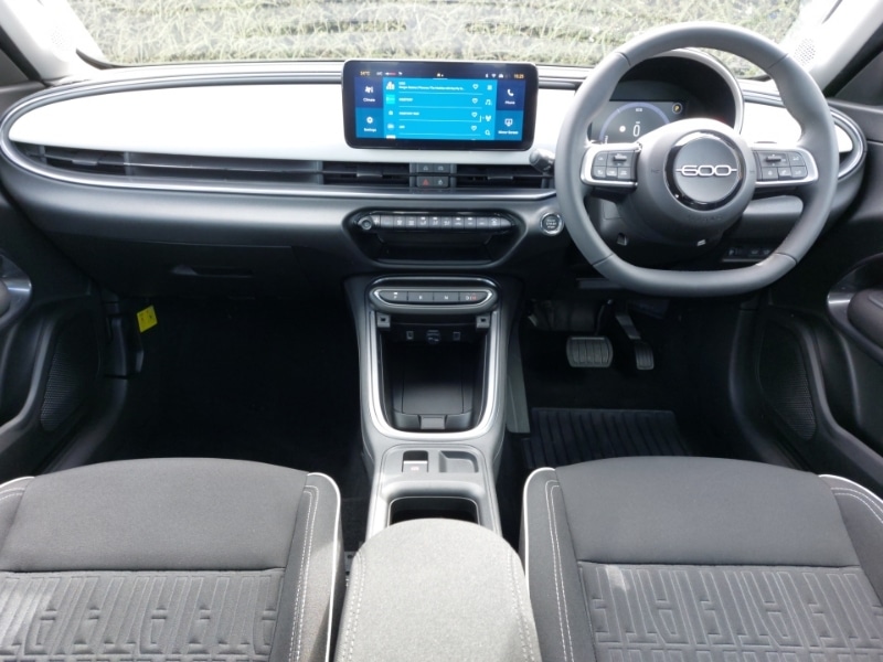 Used Fiat 600 2025 for sale - 77284899: Photo 2