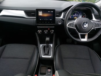 Used Renault Captur 2023 for sale - 78945830: Photo