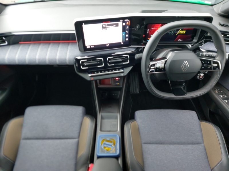 Used Renault 5 2025 for sale - 76695355: Photo 2