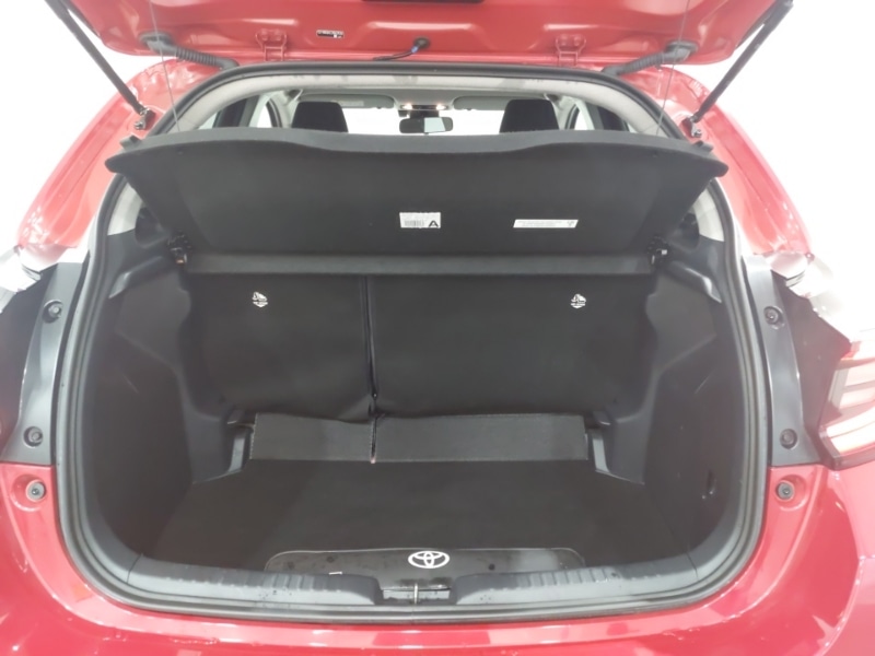 Used Toyota Yaris 2023 for sale - 77778065: Photo 8