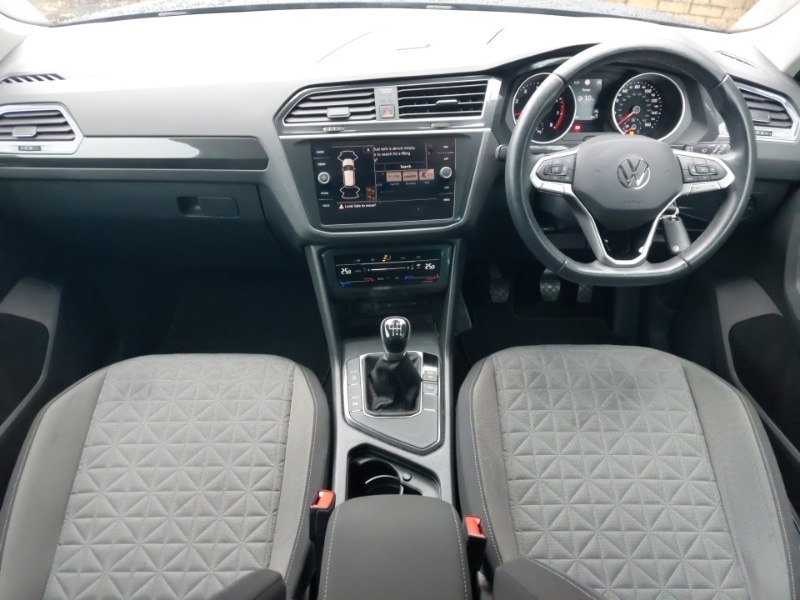 Used Volkswagen Tiguan 2020 for sale - 76773943: Photo 2