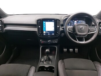 Used Volvo XC40 2021 for sale - 77066145: Photo