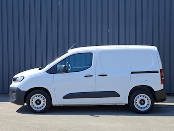 Used Citroen Berlingo 2024 for sale - 79195120: Photo