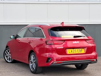 Used Kia Ceed 2025 for sale - 79591864: Photo