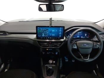 Used Ford Kuga 2025 for sale - 76195038: Photo 2