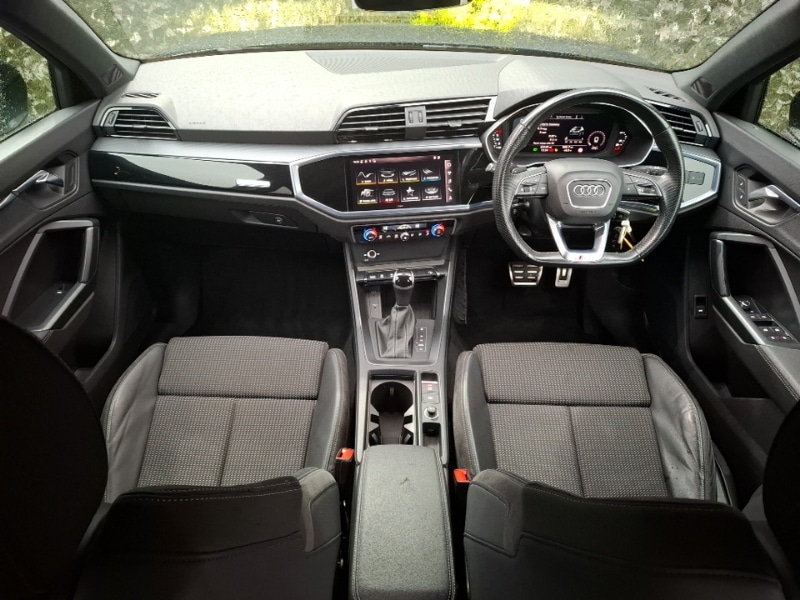 Used Audi Q3 2021 for sale - 76720582: Photo 2