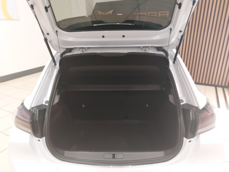 Used Peugeot 208 2025 for sale - 76594197: Photo 8