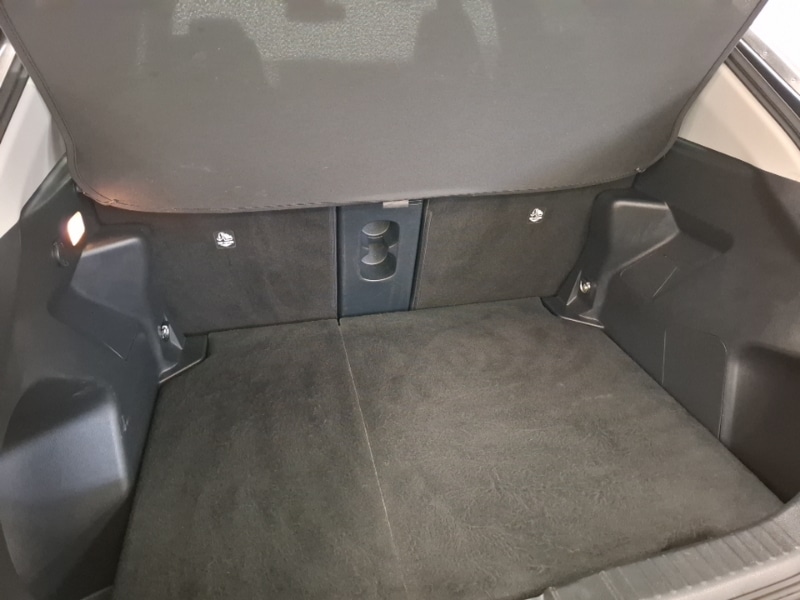 Used Toyota Yaris Cross 2022 for sale - 76915714: Photo 8