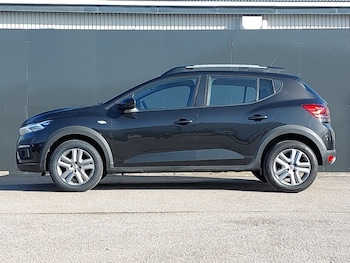 Used Dacia Sandero Stepway 2022 for sale - 78269820: Photo