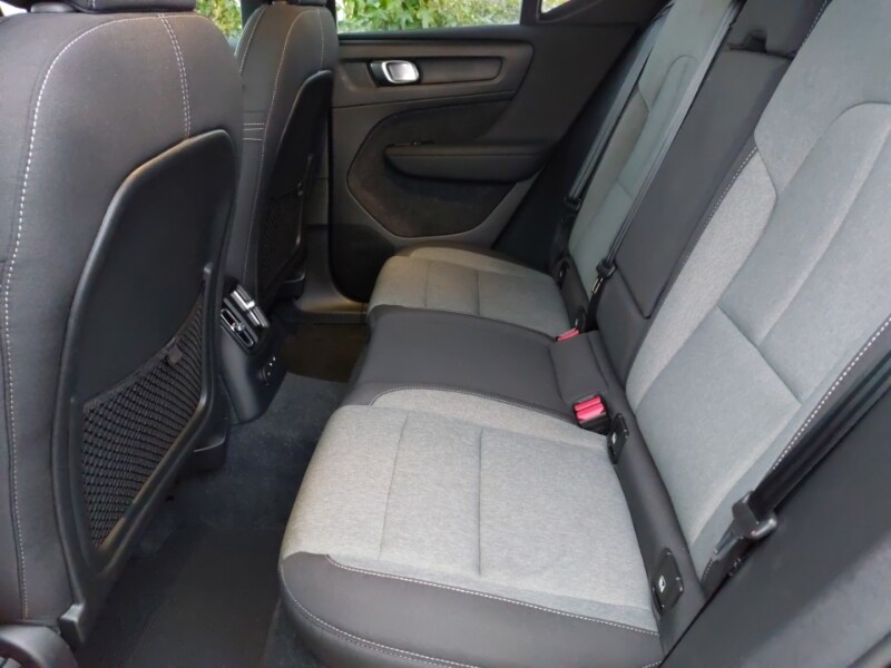 Used Volvo XC40 2023 for sale - 77573601: Photo 6