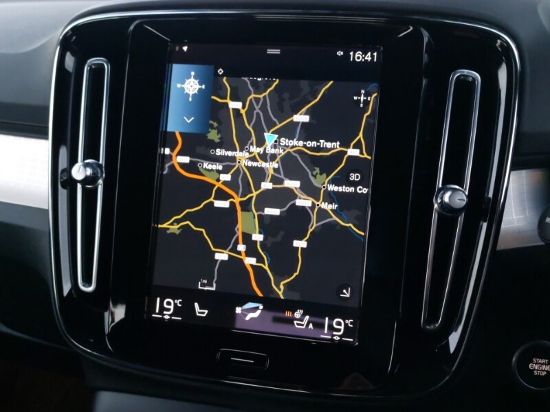 Used Volvo XC40 2023 for sale - 77573601: Photo 7