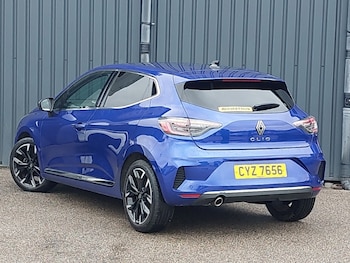Used Renault Clio 2024 for sale - 79466260: Photo
