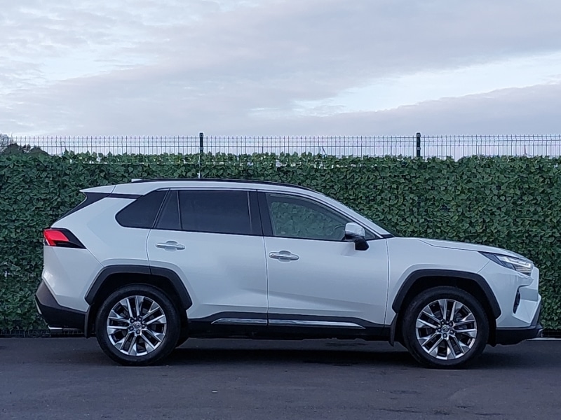 Used Toyota RAV4 2023 for sale - 77645624: Photo 2