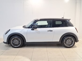 Used MINI Cooper 2024 for sale - 78635277: Photo