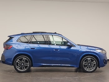 Used BMW iX1 2023 for sale - 76335469: Photo